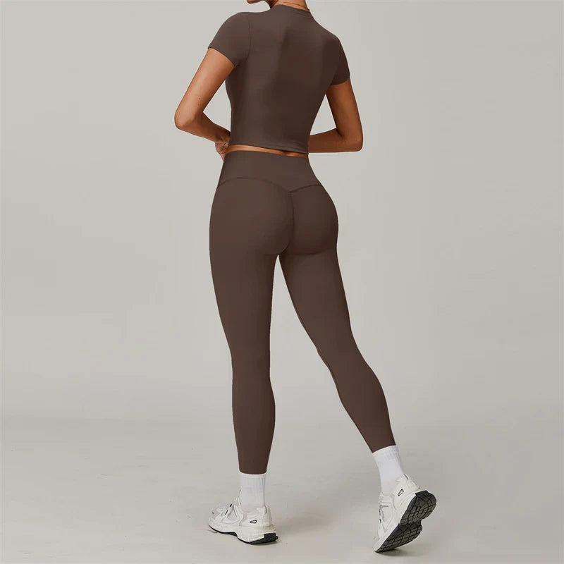 2-Piece Yoga Set – Crop Top & High Waist Leggings