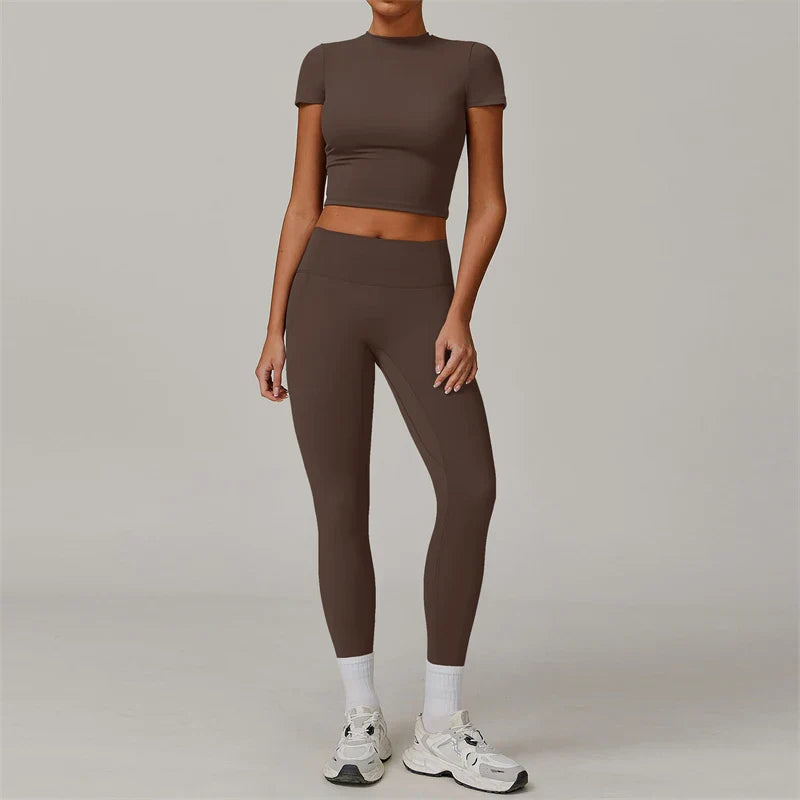 2-Piece Yoga Set – Crop Top & High Waist Leggings
